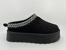 Load image into Gallery viewer, Lovin On Me Fuzzy Slipper Black