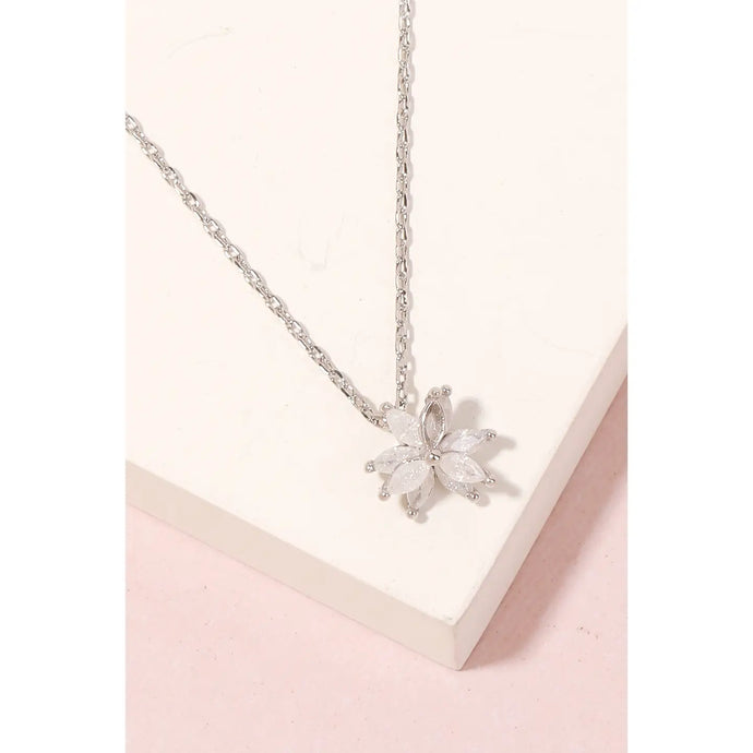 Oval Cluster Studded Pendant Necklace Silver