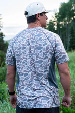 Load image into Gallery viewer, Burlebo Men&#39;s Performance Tee Classic Deer Camo