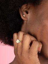 Load image into Gallery viewer, Natural Life Beaded Daisy Ring Multi