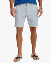 Load image into Gallery viewer, Southern Tide Men&#39;s 8&quot; Brrrdie Gulf Shorts Seagull Grey
