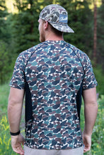 Load image into Gallery viewer, Burlebo Men&#39;s Performance Tee Throwback Camo