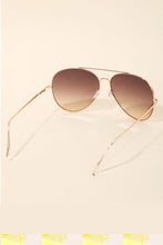 Load image into Gallery viewer, Oversized Double Bridge Fashion Aviator Sunglasses Brown