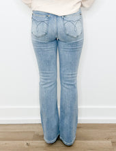 Load image into Gallery viewer, This Year Thermal Bootcut Jeans