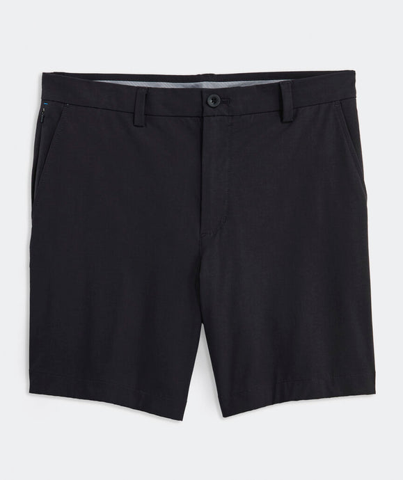 Vineyard Vines 7 Inch Performance On-The-Go Shorts in Jet Black