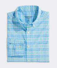 Load image into Gallery viewer, Vineyard Vines Plumeria Plaid Performance Button Down