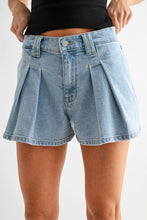 Load image into Gallery viewer, Nothing You Can't Do Pleated Bubble Shorts