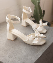 Load image into Gallery viewer, Made For Fun Bow Heels White
