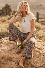 Load image into Gallery viewer, Stretch Twill Wide Leg Pants in Leopard