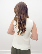 Load image into Gallery viewer, Going Out Of Town Mallard Printed Sweater Top