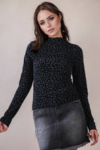 Load image into Gallery viewer, This Time Of Year Leopard &amp; Stone Fitted Top