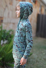 Load image into Gallery viewer, Burlebo Youth Performance Hoodie Retro Duck Camo
