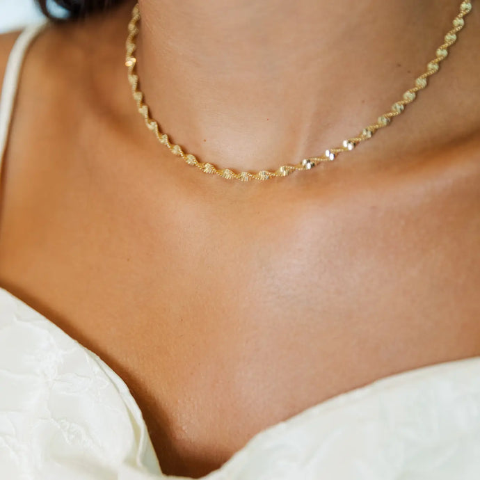 Taylor Shaye Julia Choker