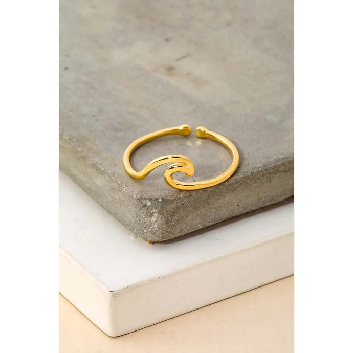 Wave Cutout Adjustable Ring Gold