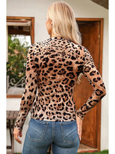 Load image into Gallery viewer, Western Leopard LS Slim Top
