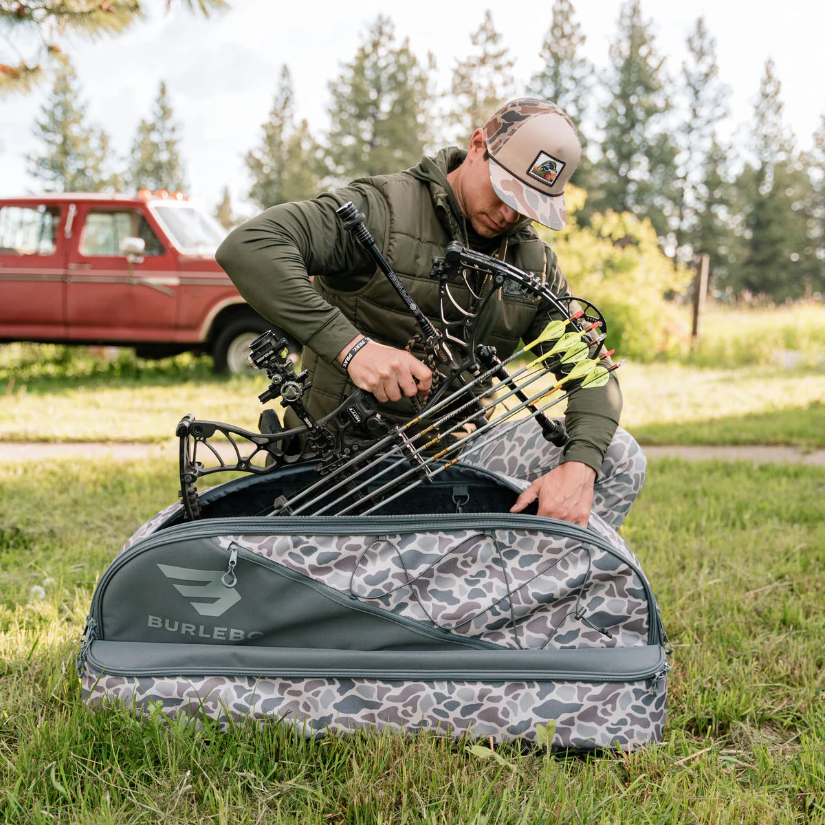 Burlebo Bow Case in Classic Deer Camo