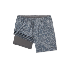 Load image into Gallery viewer, Southern Marsh Men's Billfish Lined Performance Shorts in Light Blue