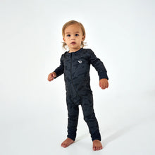 Load image into Gallery viewer, Burlebo Baby Zip Up in Black Camo