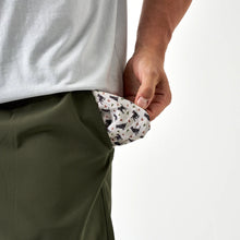 Load image into Gallery viewer, Burlebo 7&quot; Everyday Shorts in Mallard Green-Ducks and Dog Pocket
