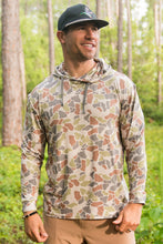 Load image into Gallery viewer, Burlebo Men&#39;s Performance Hoodie Driftwood Camo