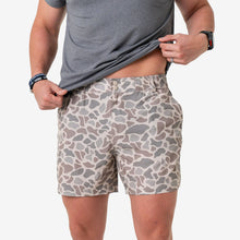 Load image into Gallery viewer, Burlebo 5.5" Everyday Shorts in Classic Deer Camo