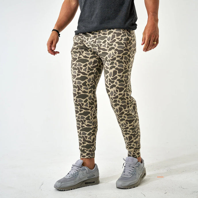 Burlebo Fleece Joggers in Classic Deer Camo