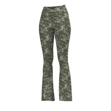 Load image into Gallery viewer, Local Girl Flare Leggings in Green Leaf