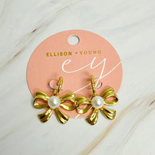 Load image into Gallery viewer, The Perfect Bow And Pearl Earrings