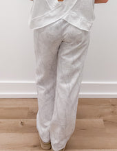 Load image into Gallery viewer, Getting My Story Straight Fleece Sweatpants in White Camo