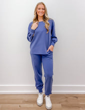 Load image into Gallery viewer, Southern Shirt Women&#39;s AstroKnit LS Top in Windsor