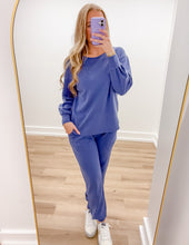 Load image into Gallery viewer, Southern Shirt Women&#39;s AstroKnit Joggers in Windsor