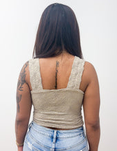 Load image into Gallery viewer, Holding on to Heartbreak Floral Seamless Tank in Oatmeal