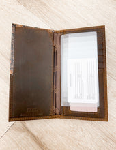 Load image into Gallery viewer, Fencerow Camo Roper Mallard Wallet