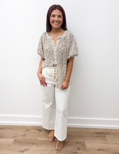 Load image into Gallery viewer, Touch Of Grace Floral Balloon Sleeve Top