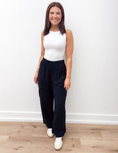 Load image into Gallery viewer, Come Alive Cotton Linen Textured Pants in Black