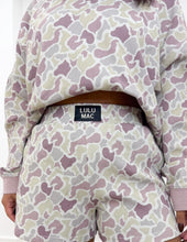Load image into Gallery viewer, Lulu Mac Waffle Shorts in Camo