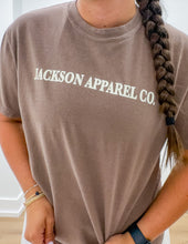 Load image into Gallery viewer, Jac&#39;s Logo SS Tee in Espresso