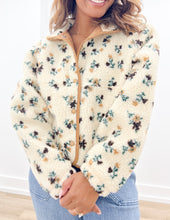 Load image into Gallery viewer, Remember Me Floral Print Fleece Jacket in Cream/Khaki