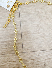 Load image into Gallery viewer, Open Clover Layering Gold Chain