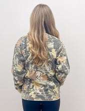 Load image into Gallery viewer, Jesus Loves You Heavyweight Camo Crew