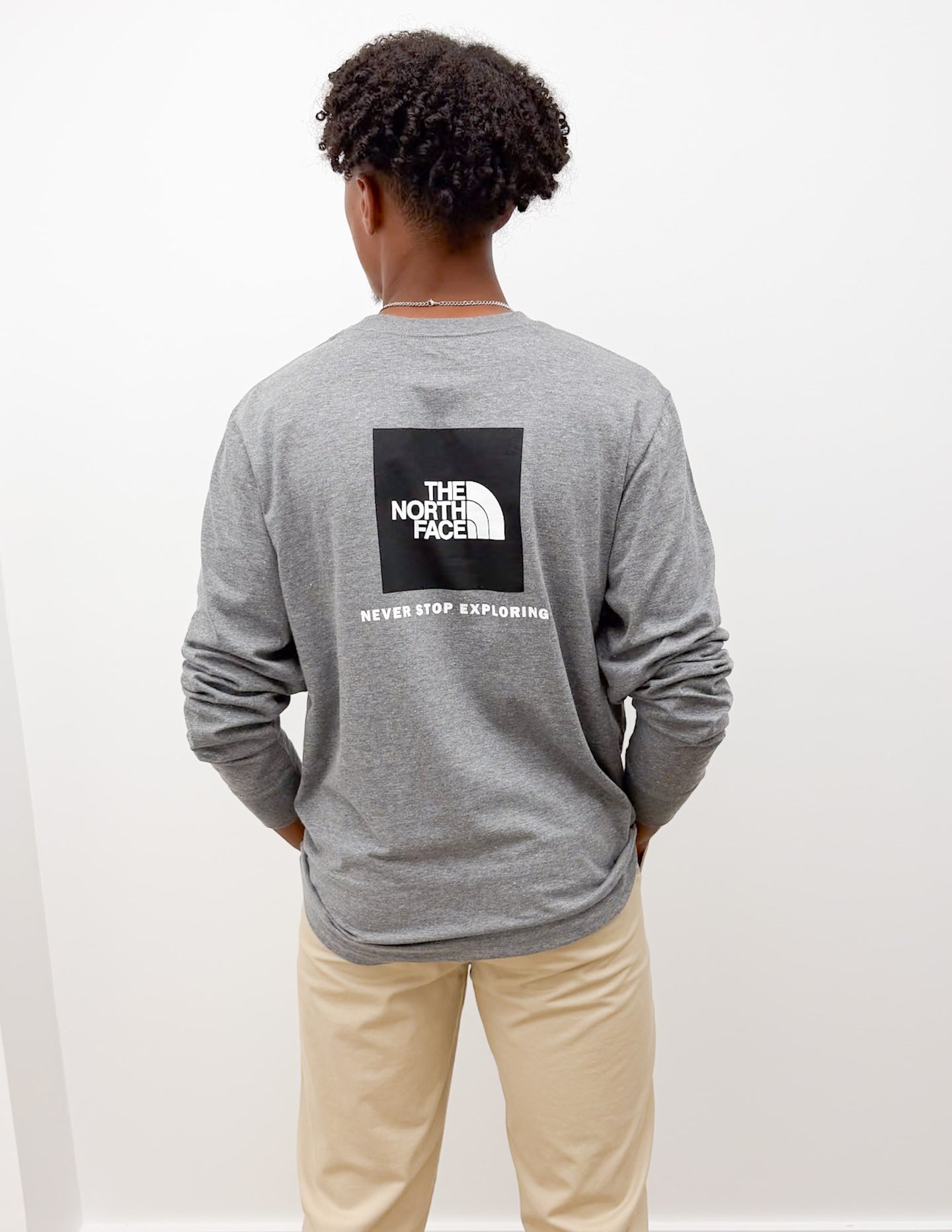 The North Face Men’s Evo Box NSE Reg LS Tee in TNF Mid Grey