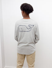 Load image into Gallery viewer, Vineyard Vines Vintage Whale LS Tee in Grey Heather
