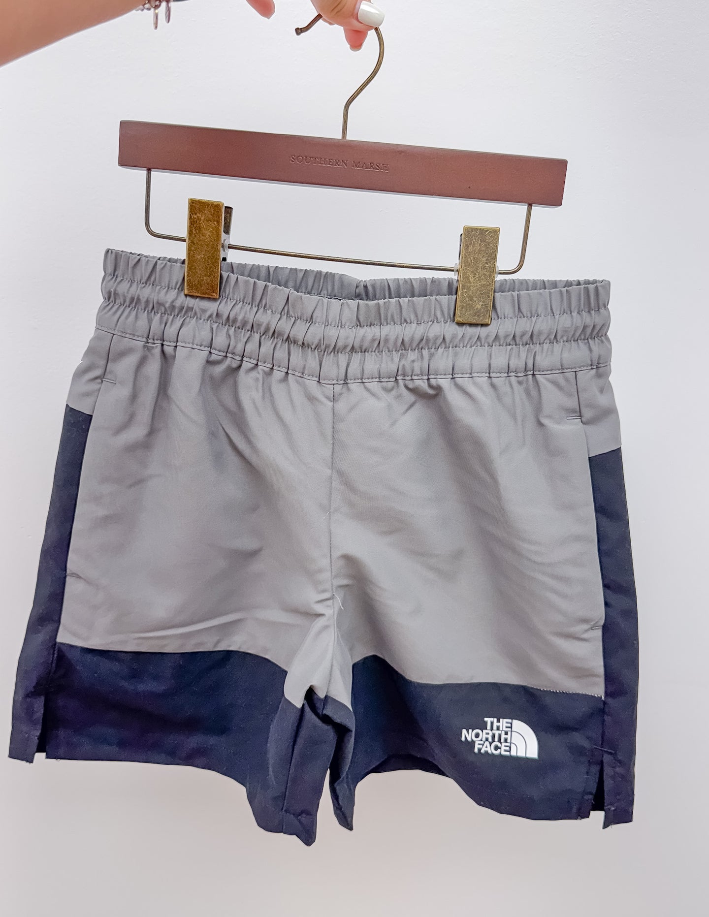 North Face Boys' Pathfinder Class V Shorts in Smoked Pearl