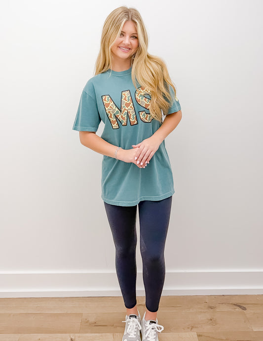 Addyson Nicole Company MS Camo Print SS Tee in Emerald