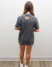 Load image into Gallery viewer, Lulu Mac Leopard SS Tee in Pepper