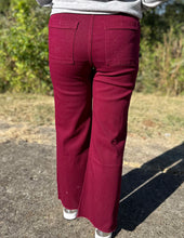 Load image into Gallery viewer, Free Falling Stretch Wide Leg Jean Wine