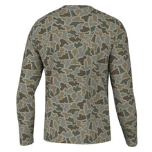 Load image into Gallery viewer, Local Boy Heather Blend LS Crew in Sand Dog &amp; Moon Camo