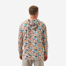 Load image into Gallery viewer, Burlebo Men's Performance Hoodie in Bayside Camo