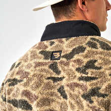 Load image into Gallery viewer, Burlebo Sherpa Quarter Zip Pullover in Rocky Mountain Camo
