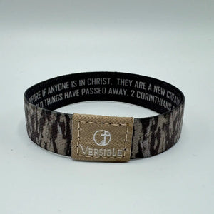 Versible Tree Bark Camo Bible Verse Wristband